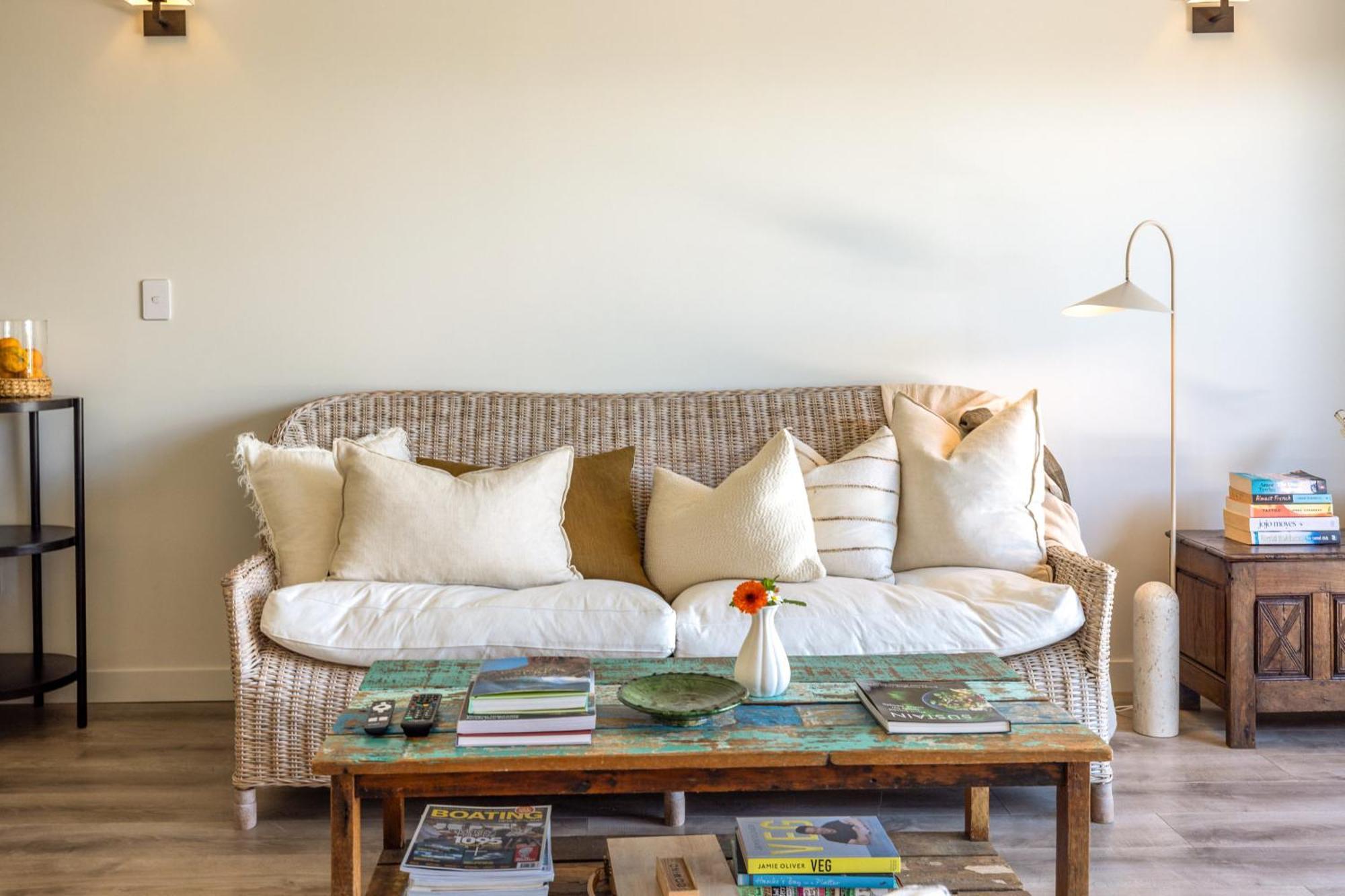 The Moorings Studio Apartments Oneroa Экстерьер фото